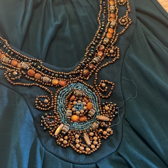 Studio Y Multicolored Embellished V-Neck Tank Top - Picture 4 of 6